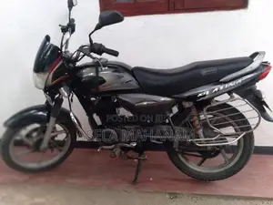 Bajaj CT100 2006