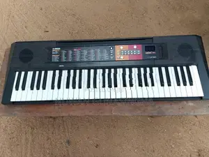 Ymaha PSR-F51 61 Key Electric Keybord