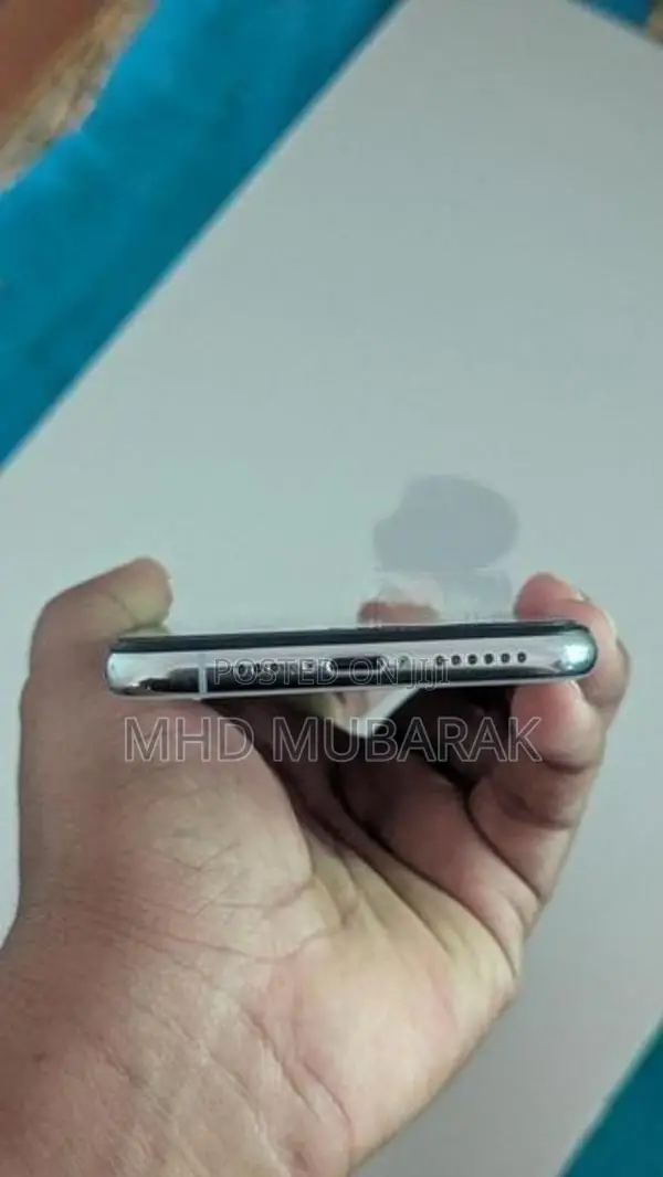 Apple iPhone XS (Used)