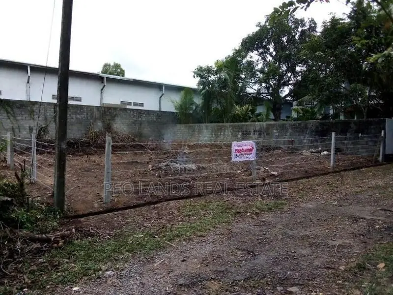 (ML305) 11 Perch Land for Sale in Kaduwela