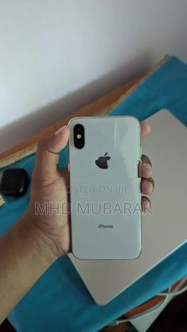 Apple iPhone XS (Used)