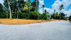 Yakkala Land for Sale