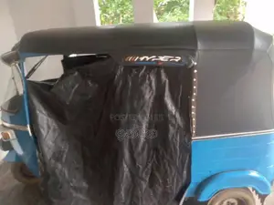 Bajaj RE 2006