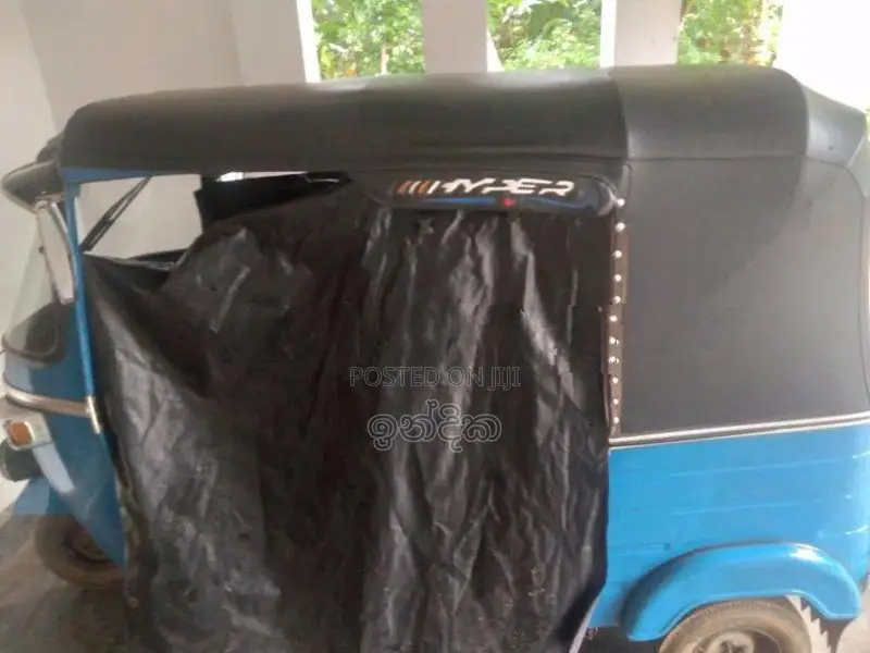 Bajaj RE 2006
