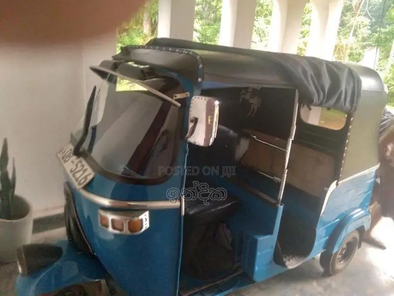 Bajaj RE 2006