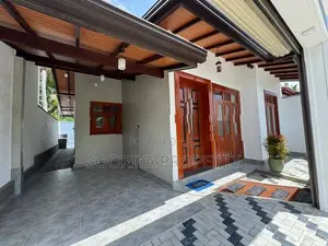 Beautiful Brand New House for Sale in Boralesgamuwa Piliyandala