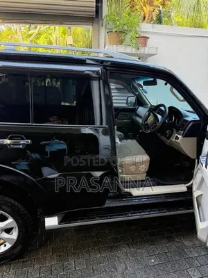 Mitsubishi Montero 2013