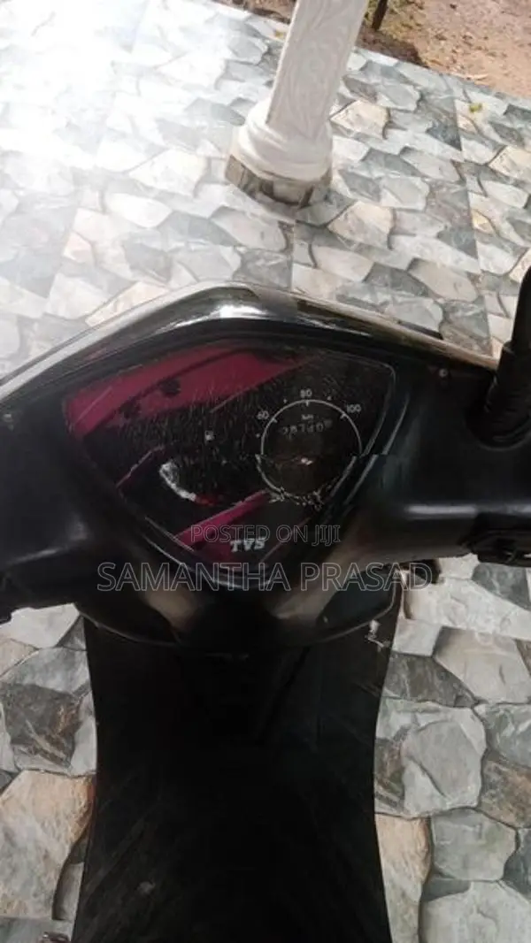 TVS Streak 2015