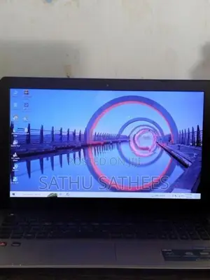 Laptop