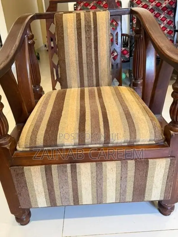 Fabric Sofa / Sette Set (3 + 2 1).
