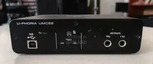 Behringer U-PHORIA UMC 22 Audio Interface-Japan