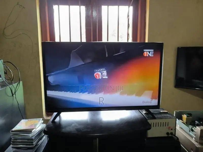 Panasonic 32 inch LED TV