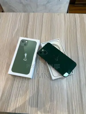 Apple iPhone 13 128GB (Used)