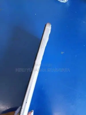 Apple iPhone 11 (Used)