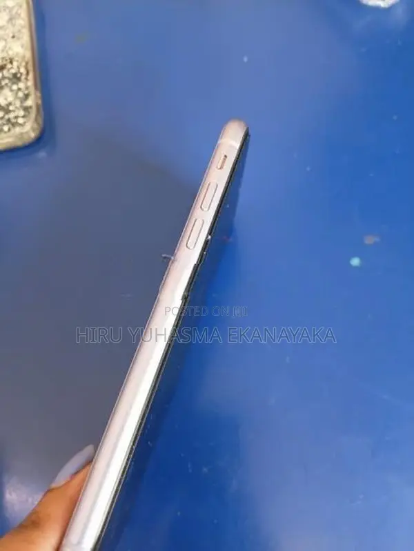 Apple iPhone 11 (Used)