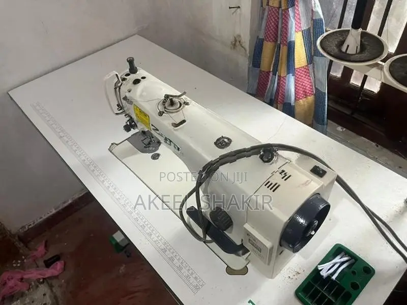 Zoje Sewing Machine