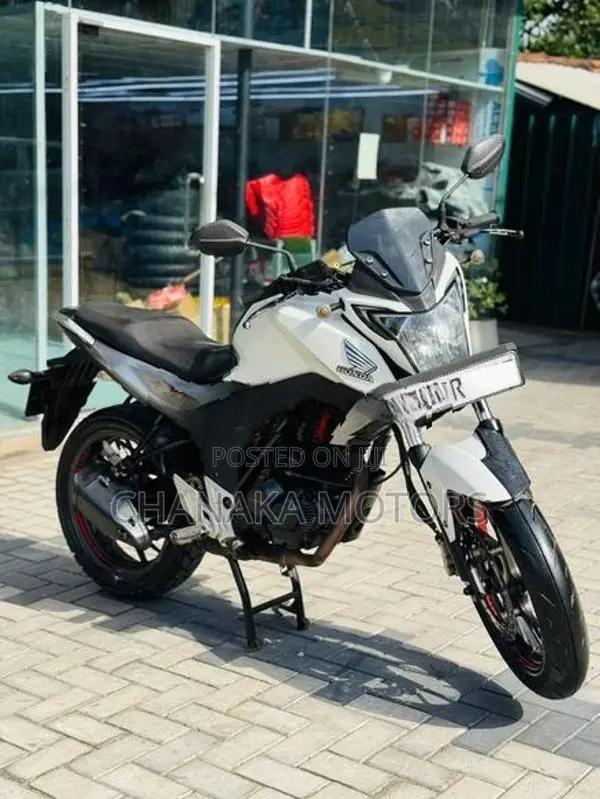 Honda CB Hornet 160R 2017