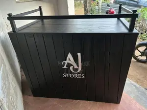 Cashier Table