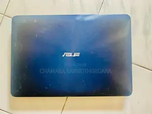 ASUS X556UQ Laptop