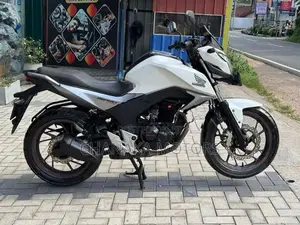 Honda CB Hornet 160R 2017