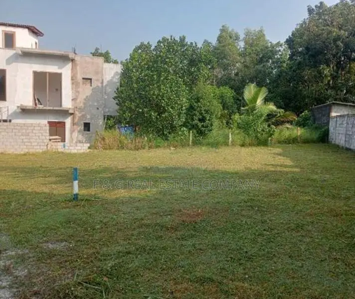 Valuable Land Plots Sale in Athurugiriya Town
