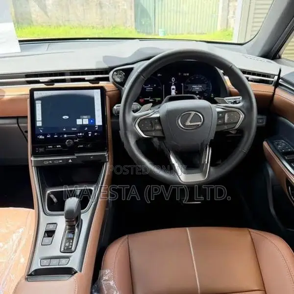 Lexus LBX Relax Full Spec 2024