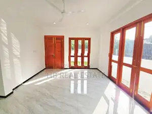 Architecture Designed Luxury Three Story House Bokundara