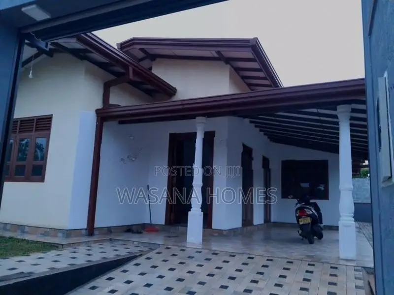 Stylish Single Story House for Sale Kottawa