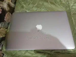 Apple Macbook Pro I7