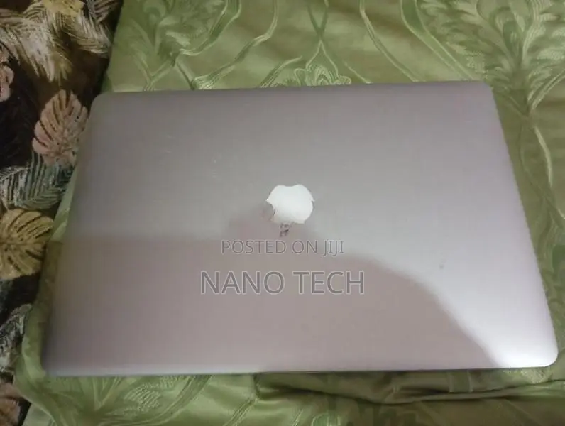 Apple Macbook Pro I7