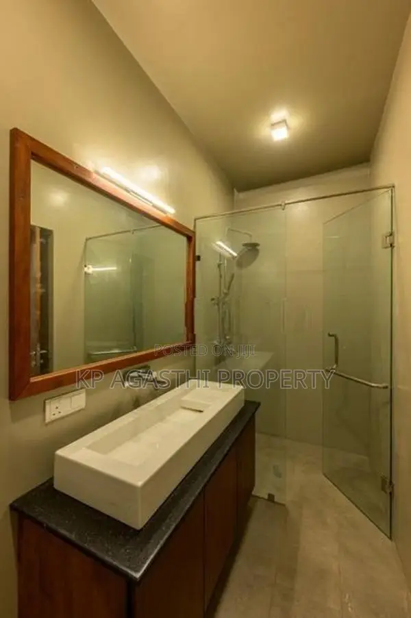Modern House for Sale in Piliyandala