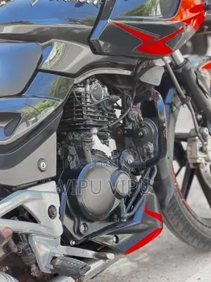 Bajaj Pulsar 220F 2010