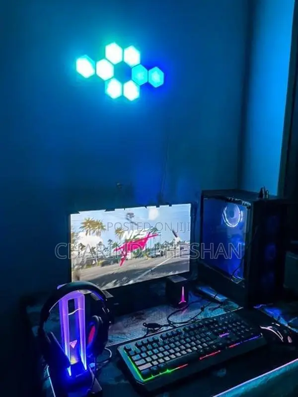FULL SET PC WITH ACCESSORIES