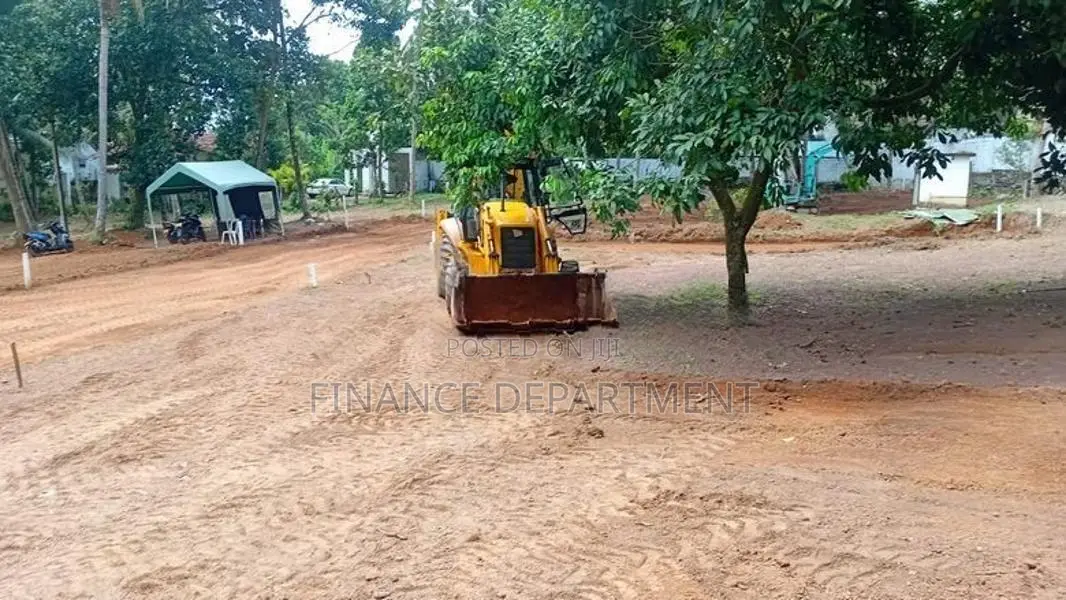 Valuable Land for Sale in Kandana Dolahena Road