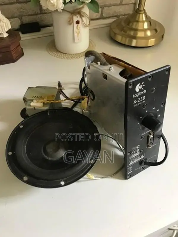 Logitech X-230 USA Subwoofer Amp