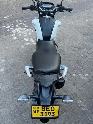 Honda CB Hornet 2017
