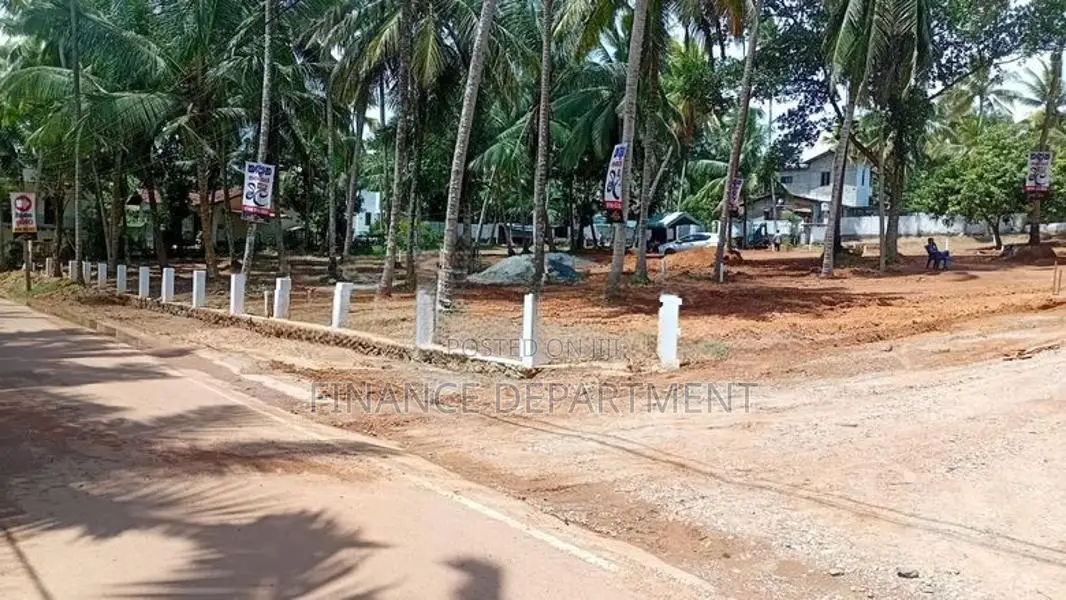 Land for Sale in Kandana Dolahena Road