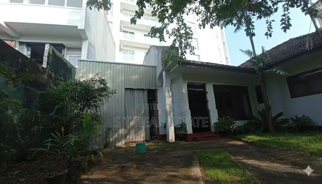 17.19P Commercial Land for Sale in Pita Kotte