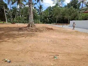 Land for Sale at Padukka Near 125 Bus Route
