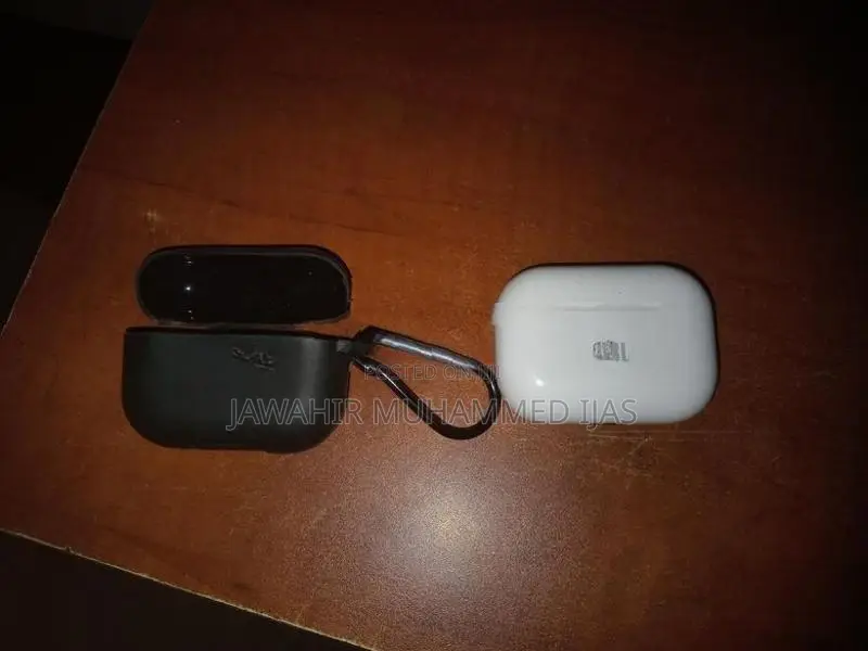 JBL Earbuds