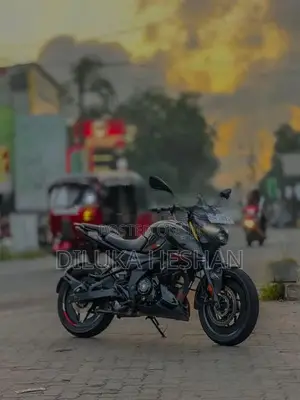 Bajaj Pulsar N160 2025