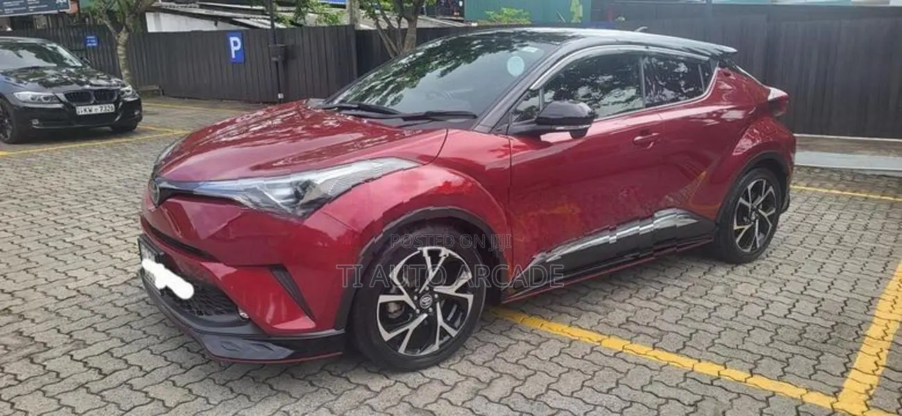 Toyota CHR NGX 10 2018