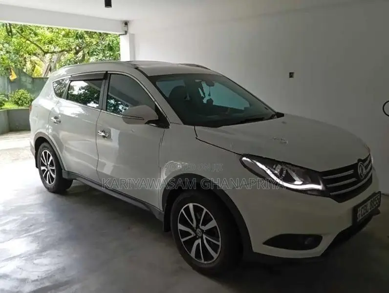DFSK Glory Auto 2021
