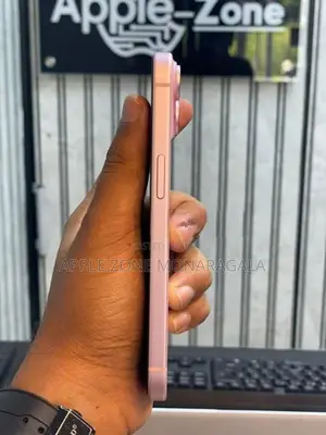 Apple iPhone 15 128GB (Used)