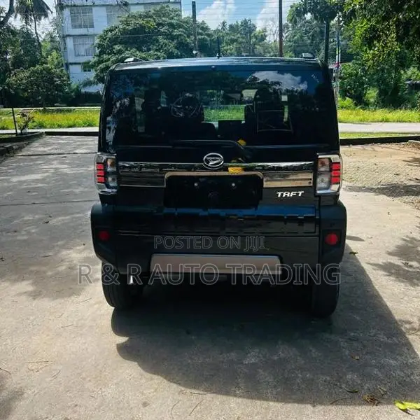 Daihatsu Taft G Dark Chrome 2025