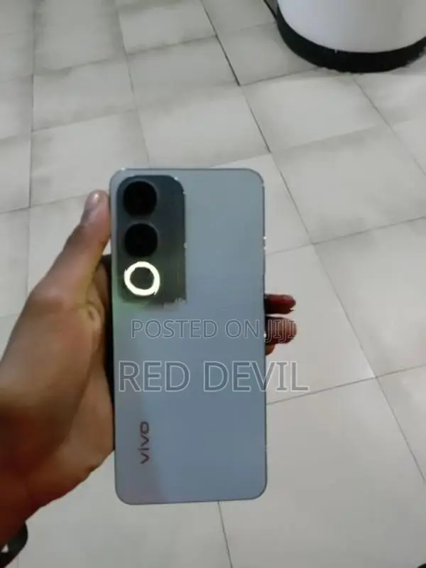 Vivo Y29 (Used)