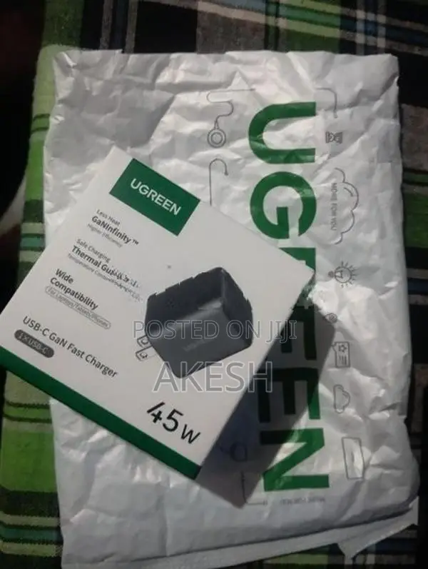 UGREEN 45W USB-C GaN Fast Charger
