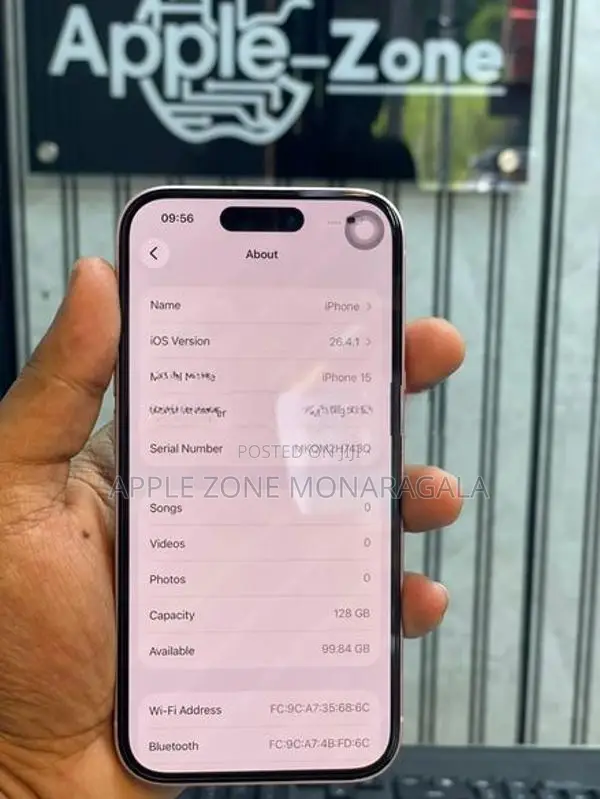 Apple iPhone 15 128GB (Used)