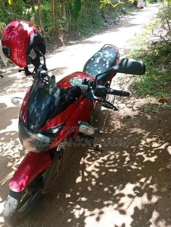 Bajaj Pulsar 150 2006