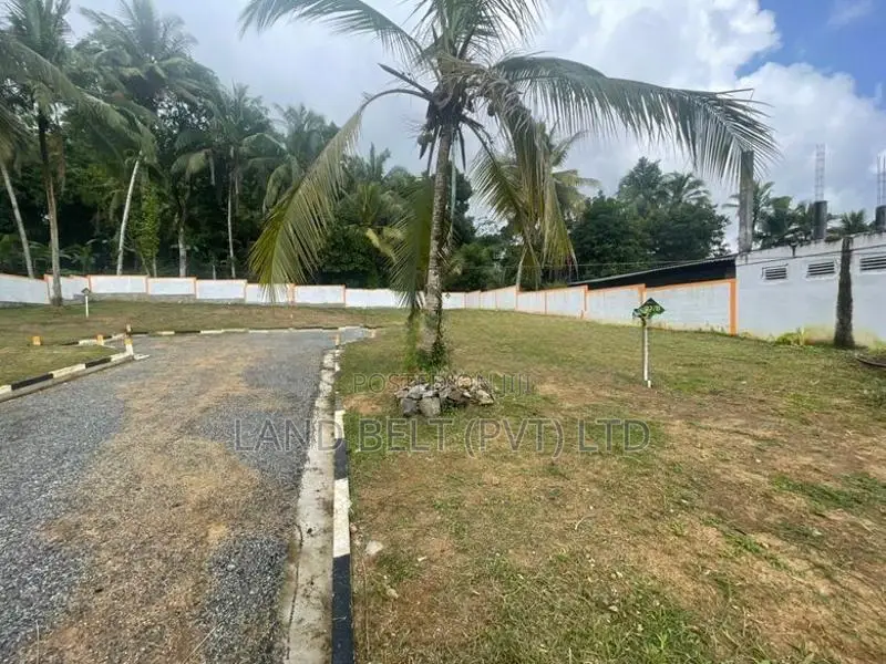 Luxury Land for Sale Near Panagoda
